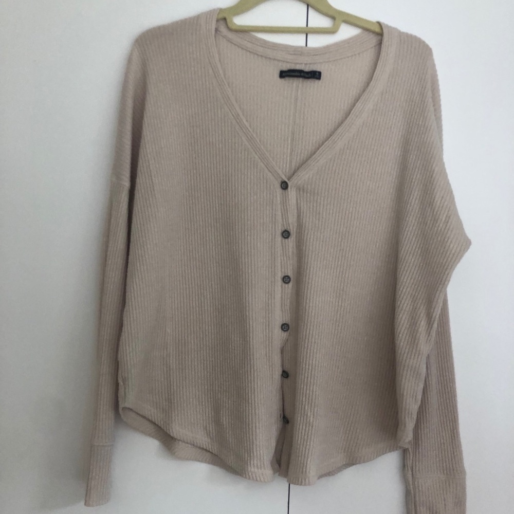 Abercrombie and Fitch Long sleeve, great condition